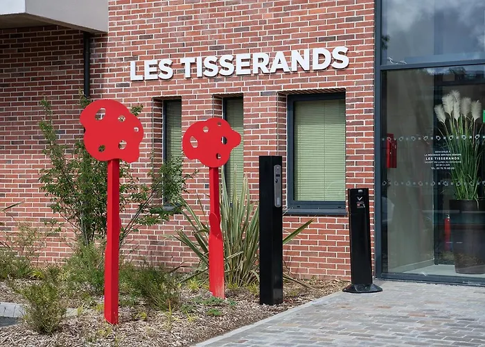 Aparthotel Les Tisserands - Domitys Beauvais